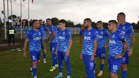 Костинброд с шеста поредна победа и чиста мрежа след 2:0 над Септември (Симитли)