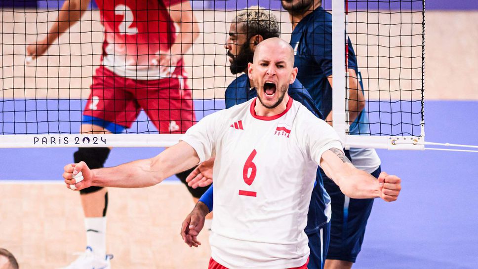 Клуб от Индонезия си направи страхотна реклама с Бартош Курек и Ървин Нгапет