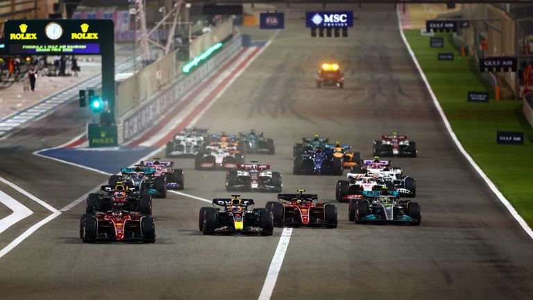 Организаторите на световния шампионат във Формула 1 обявиха стартовите часове