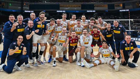  Световният първенец Италия съкруши Аржентина и е на 1/4-финал 