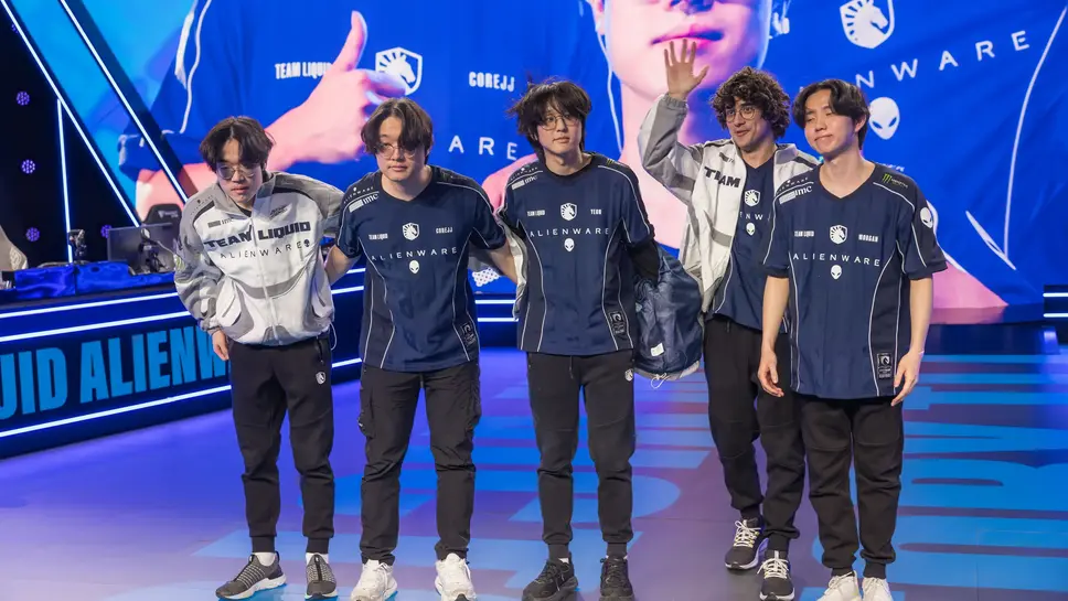 Liquid не остави шансове на FlyQuest и се класира на Worlds