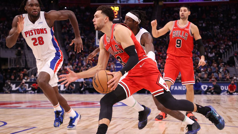 Новата ера в Чикаго започна с трудна, но сладка победа