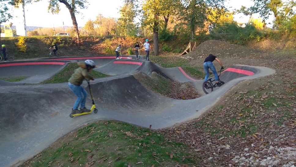 Страхотен вело байк парк радва младите хора в Севлиево