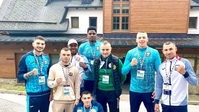 Българските боксьори научиха пътя, който трябва да изминат, за да