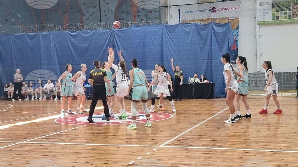 Шоутайм с първа победа при жените