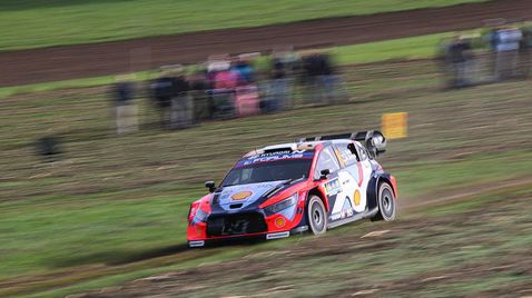  Танак остава в борбата за купата със остарялата кола 