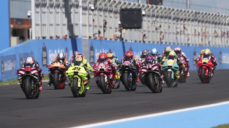 Сезонът в MotoGP ще завърши със само едно състезание с всички титуляри