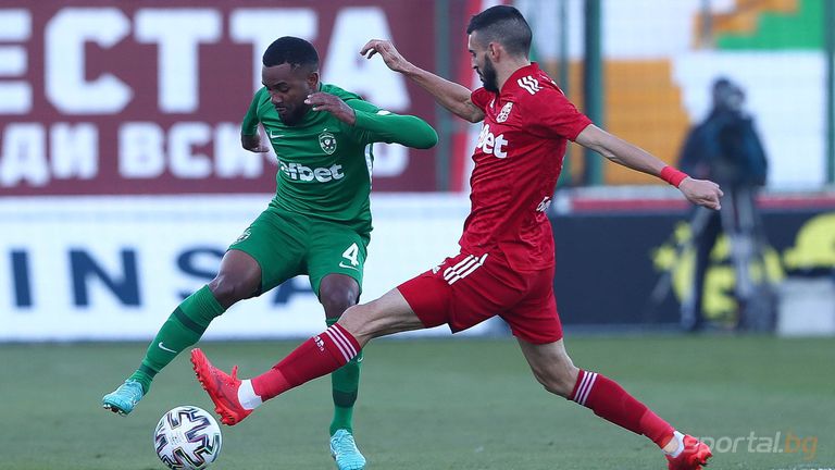  Бъдещето на Крум Стоянов в ЦСКА 1948 е неразбираемо 