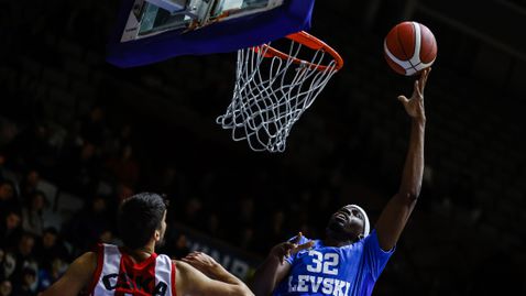  Левски повали ЦСКА в извънреден епизод на Вечното дерби 