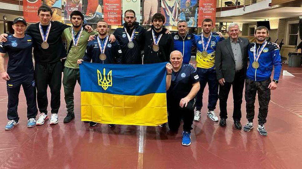 Борецът от български произход Василий Михайлов спечели международен турнир в Ню Йорк
