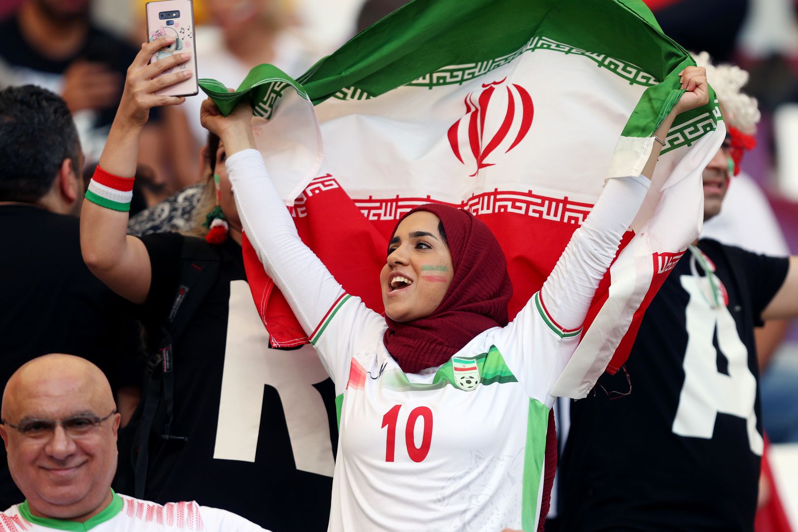 Феновете на Англия - Иран