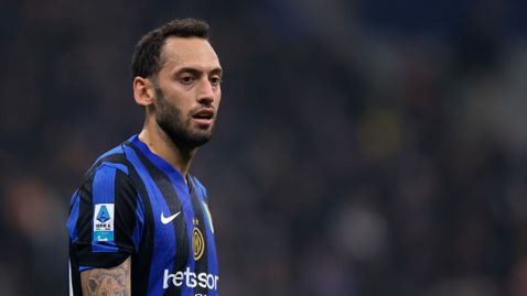 Киву с изненадващи решения: готов да се раздели с Чалханоолу, но иска да задържи Фратези