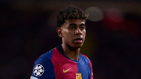 Агентът на Ямал: Той със сигурност ще остане в Барселона, беше най-добрият играч през годината