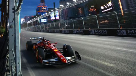  Шарл Леклер изпревари Албон и Цунода на старта на уикенда в Лас Вегас 