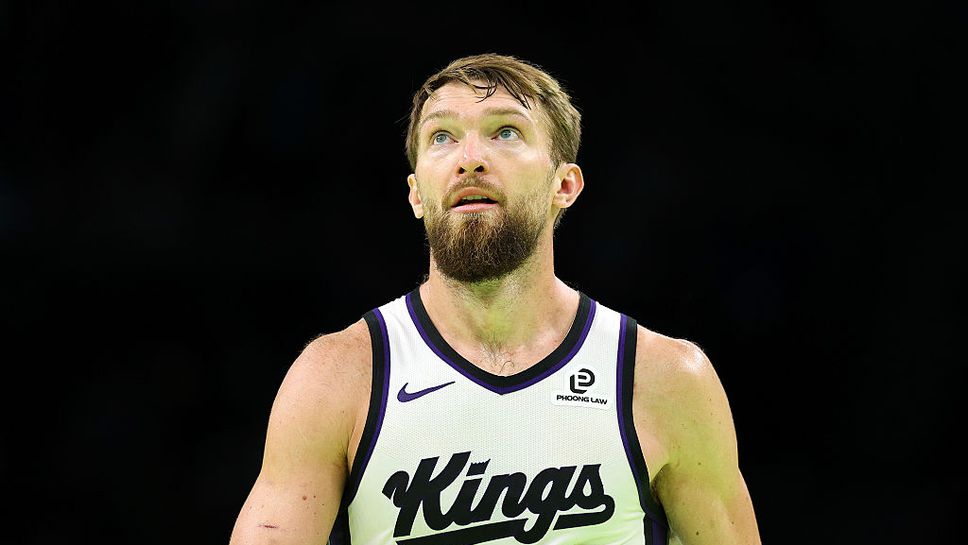 Центърът Домантас Сабонис ще отсъства от игра близо месец за