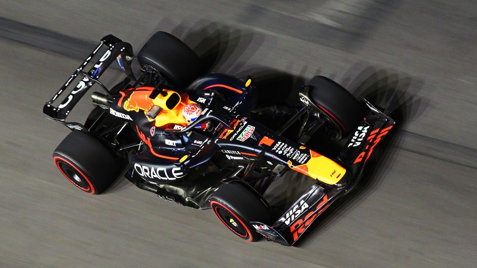 Макс Верстапен завърши тренировъчния ден преди Гран При на Лас