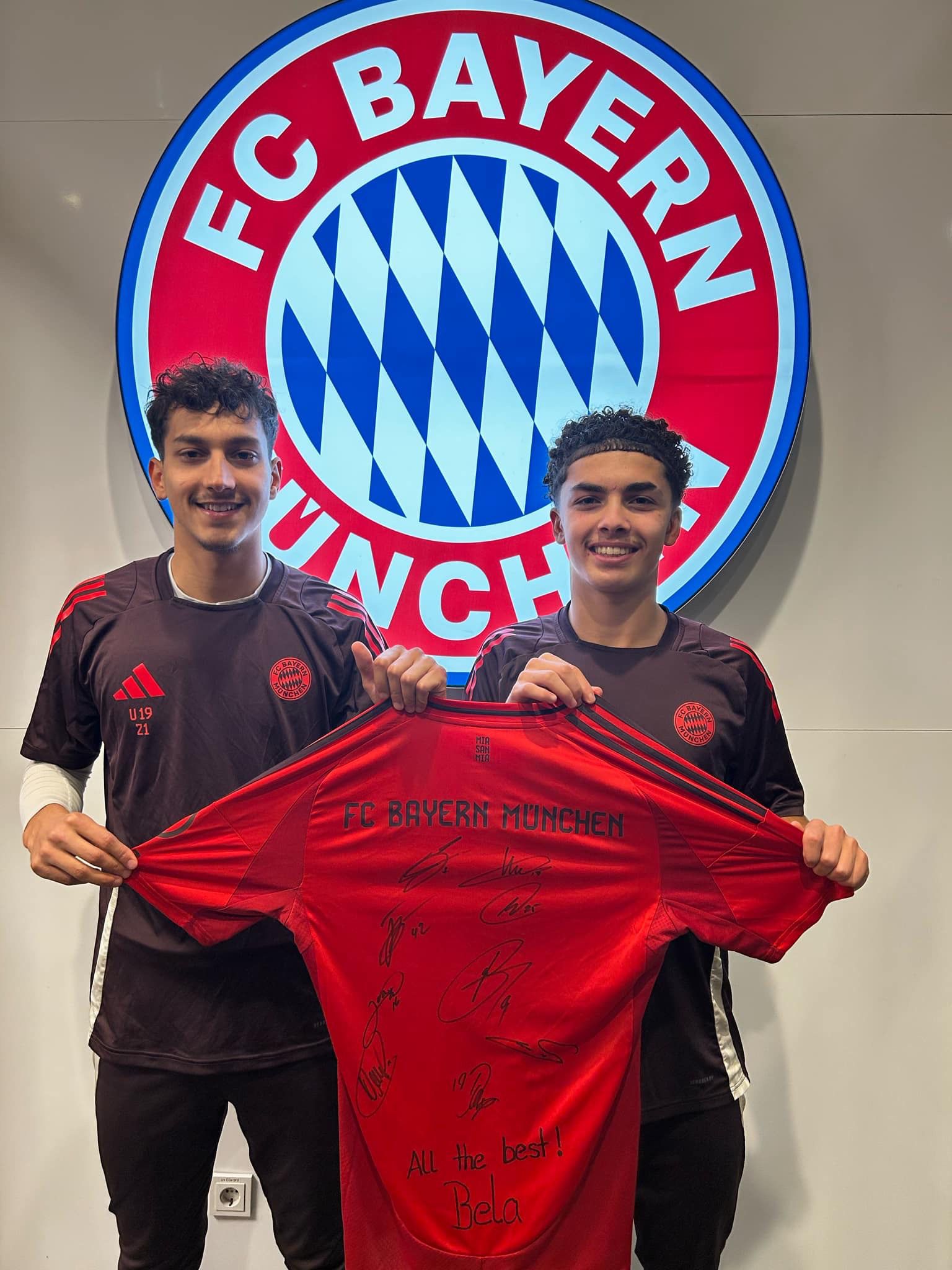 Благотворителна инициатива в подкрепа на Бела на MAX FIGHT 63