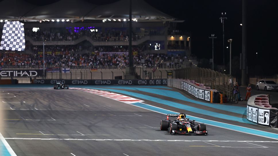 И Гари Линекер не подмина „нечестния“ финал на сезон 2021 във Формула 1