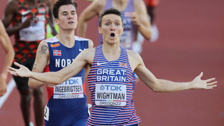 Световният шампион на 1500 метра Джейк Уайтман ще пропусне сезона