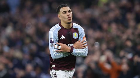  Морган Роджърс попари Ман Юнайтед с два брилянтни гола и донесе 10-а поредна победа на Астън Вила 