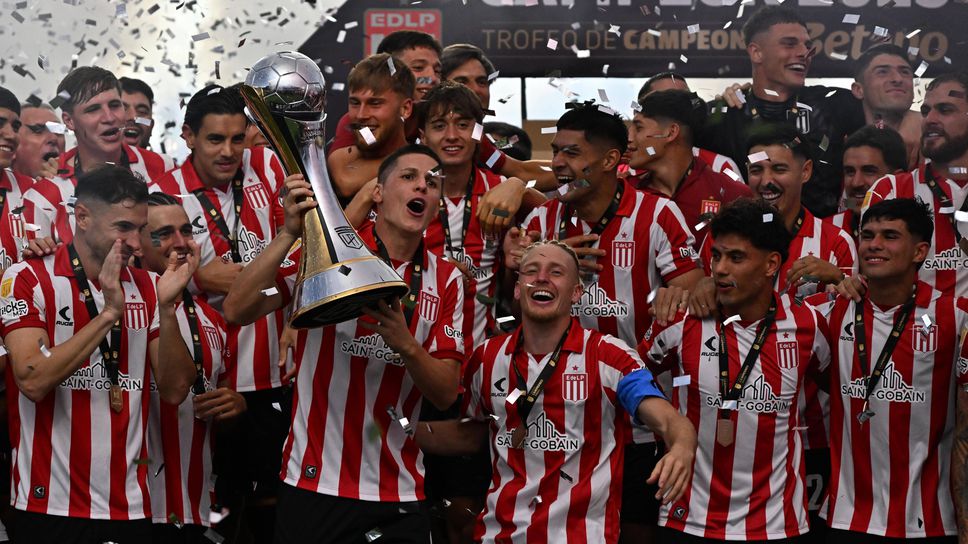 Лукас Аларио отбеляза два пъти а Естудиантес Ла Плата победи