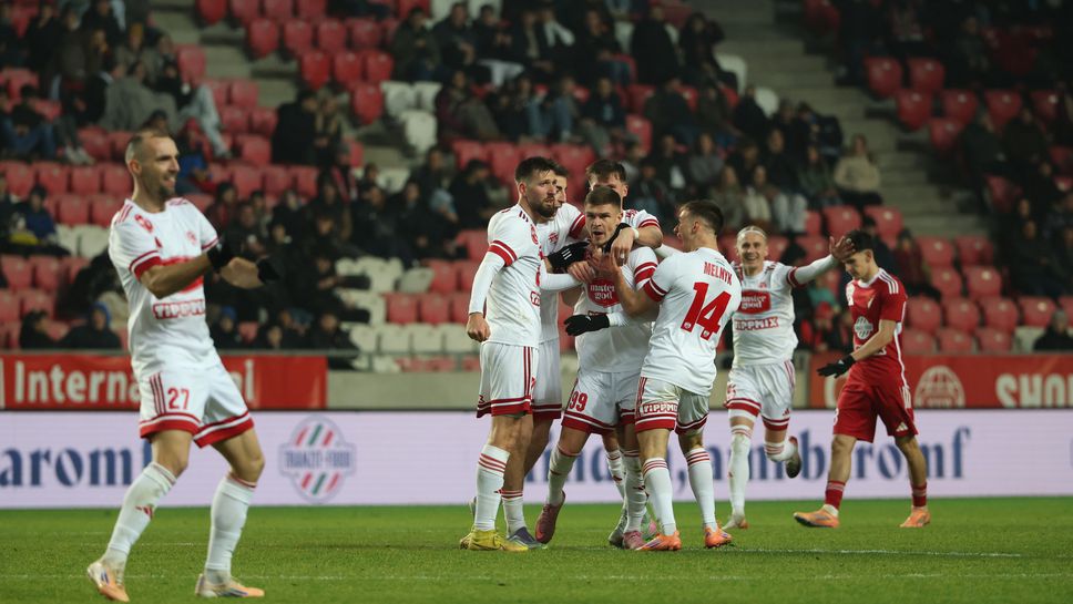 Във втори пореден мач Тонислав Йорданов се превърна в герой