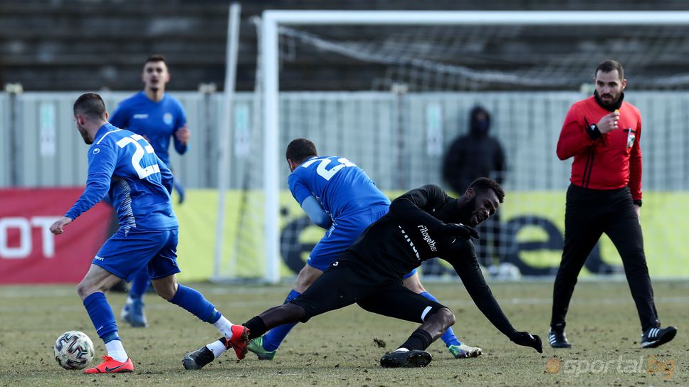 Георги Илиев: Има върху какво да работим, още не сме решили за играчите на проби