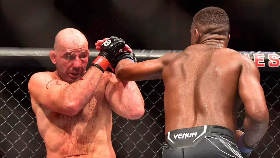 Джамал Хил срази Гловър Тейшейра и стана шампион на UFC