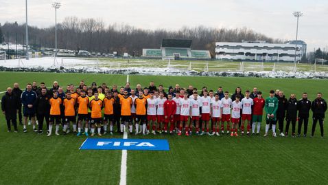 Практическа сесия на терен във втория ден от семинара на ФИФА