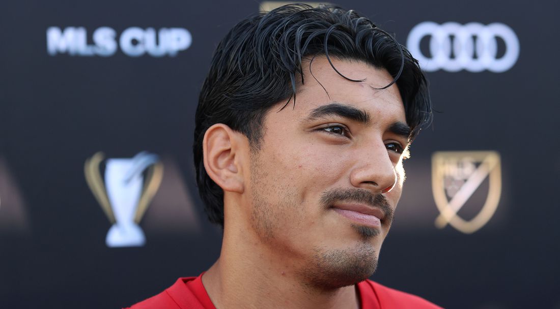 Интер Маями обвърза вратаря си с нов договор