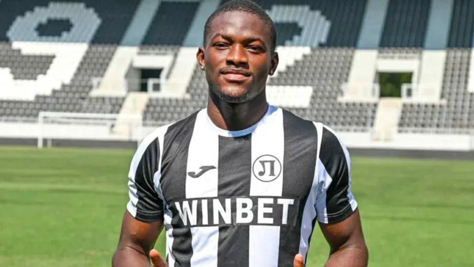 Крилото на Локомотив Пловдив Крист Лонгвил е обект на сериозен