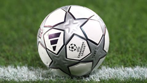 Хеттрик на Сьорлот в ранния реванш в Шампионската лига, следете тук