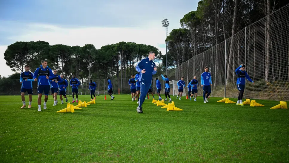 Представителният отбор на Левски проведе една тренировка в четвъртък 22