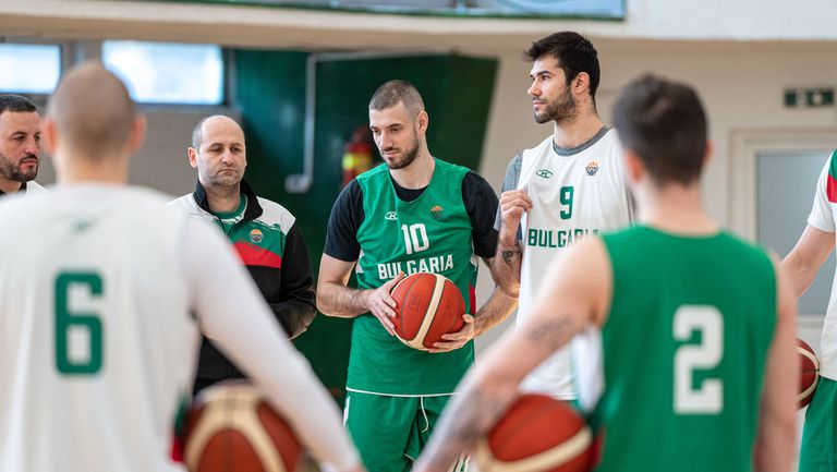Мъжкият национален отбор на България по баскетбол подновява участието си