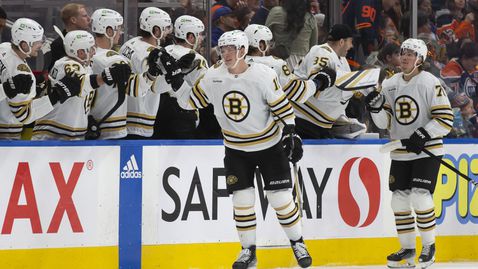 Бостън спечели втори пореден мач в НХЛ