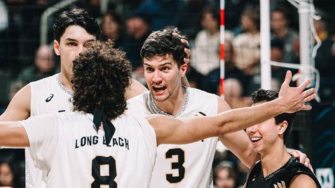 Симеон Николов и Лазар Бучков с победа №12 с Лонг Бийч в САЩ