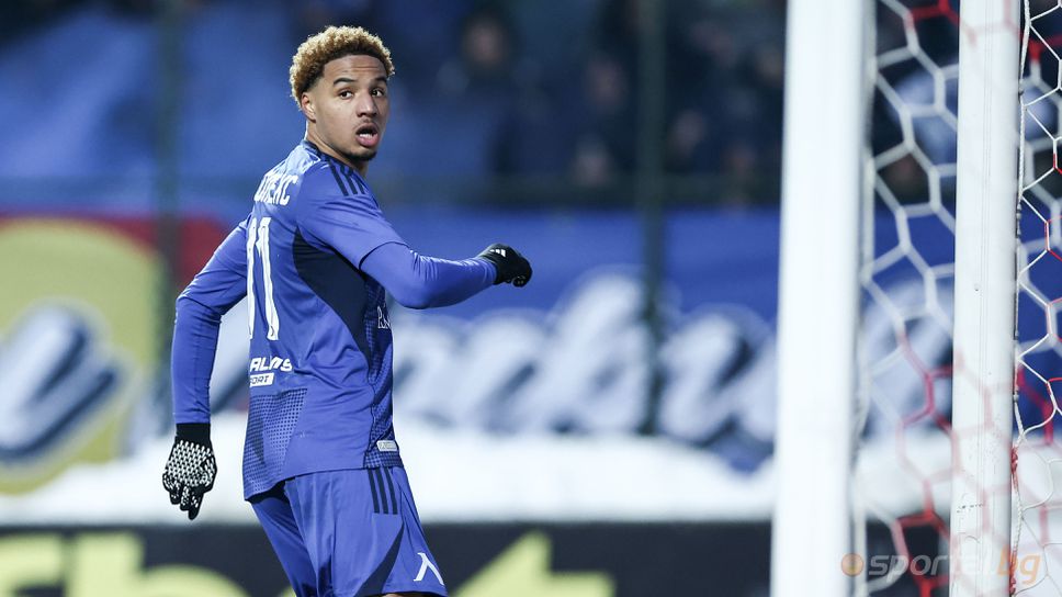 Работил с играчи на Челси и Тотнъм се зае да вкара във върхова форма крило на Левски