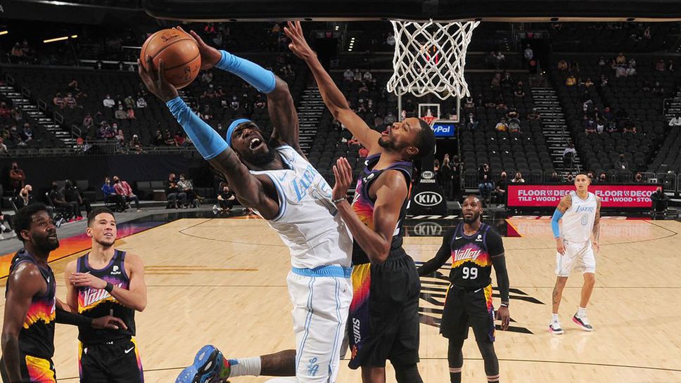 Шампионът Лейкърс  с нова загуба, Крис Пол премина границата  от 10 000 асистенции