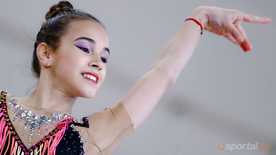 Краснобаева спечели титлата в многобоя при девойки старша възраст