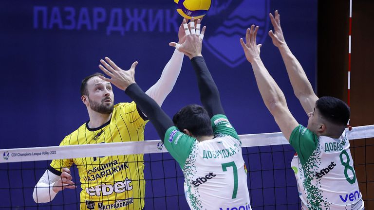 Българският волейболист Николай Манчев ще играе в унгарския Фино Капошвар