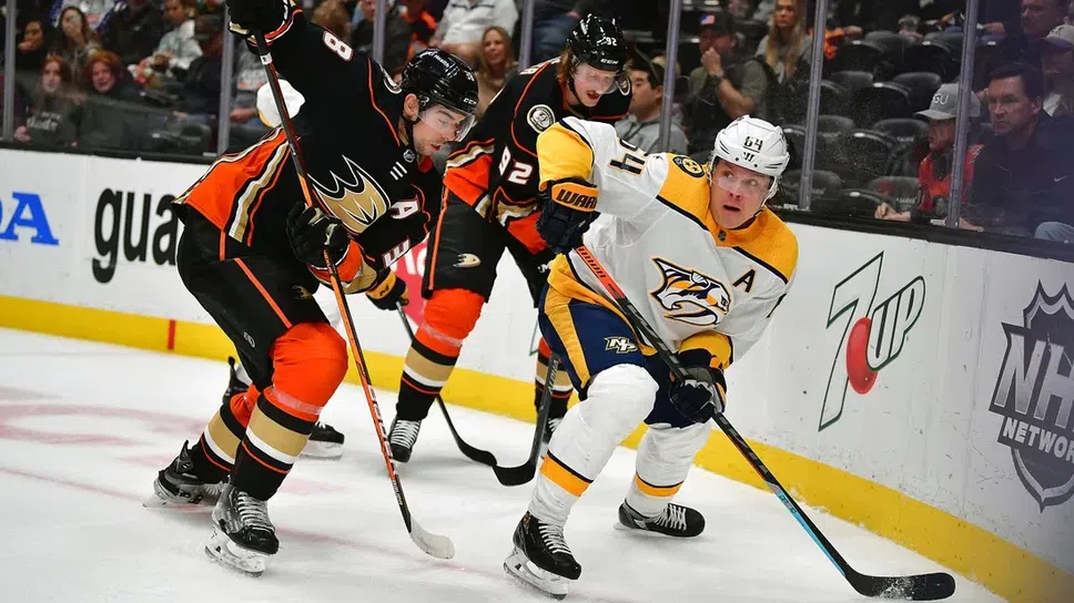 Филип Форсберг забоде два гола при победата на Нешвил над Анахайм