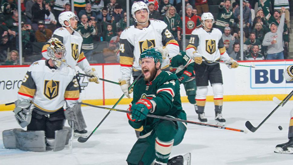 Никола Делорие отпразнува дебюта си за Минесота с попадение