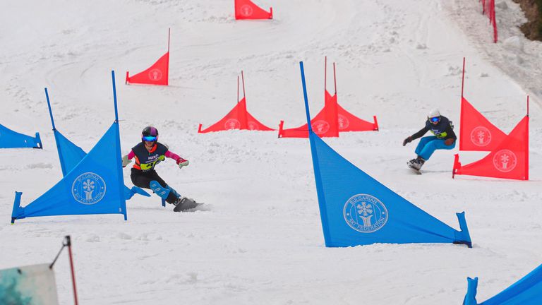 Световното първенство по сноуборд за младежи и девойки в Банско
