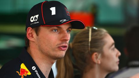  Верстапен: Мога да печеля единствено, в случай че колите пред мен отпаднат 