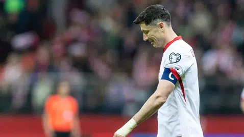  Левандовски успокои, че не е контузен 