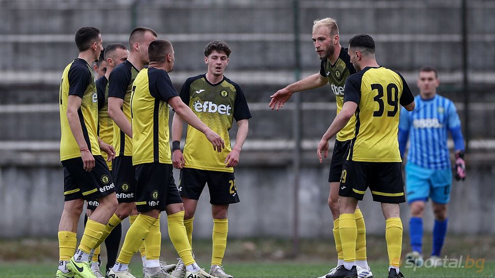 Отборът на Миньор Перник постигна труден успех с 1 0 над