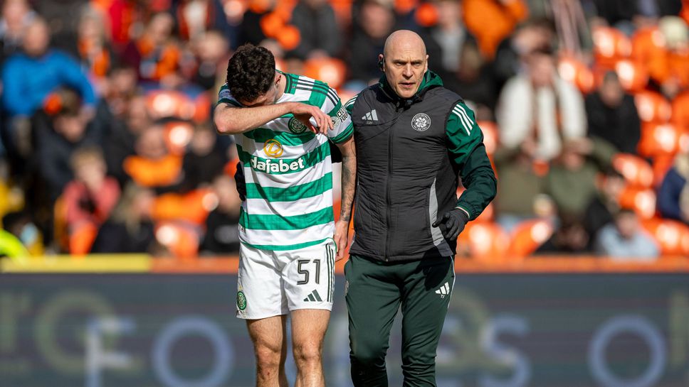 Шампионът на ШотландияСелтик се провали с гръм и трясък при