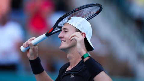 36-ият в света повали Алкарас в Маями