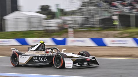 Да Коща поведе Ягуар към двойна победа в Мадрид във Формула Е