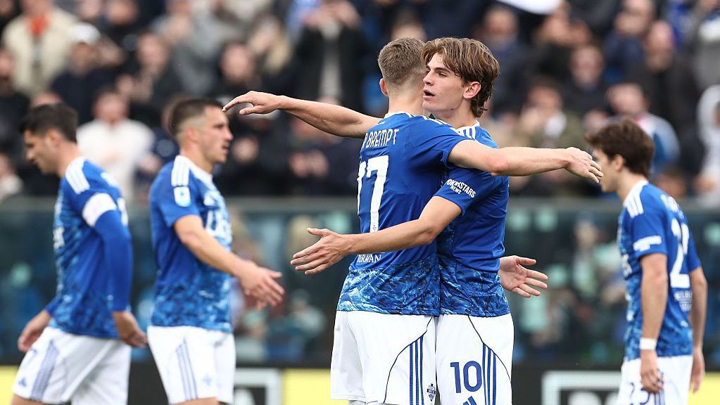 Комо разби Пиза на Росен Божинов и се изкачи в топ 4 след провала на Ювентус